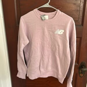 Light pink new balance crew